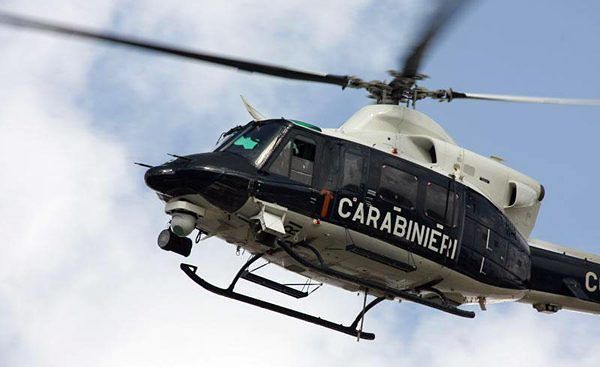 Coronavirus, anche con gli elicotteri a caccia dei “disobbedienti”