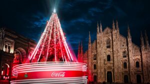 L’Albero di Natale di piazza Duomo è firmato Coca-Cola