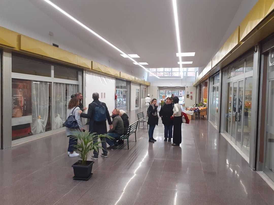 Nuovo mercato comunale di via Chiarelli a Milano, zona Gallaratese