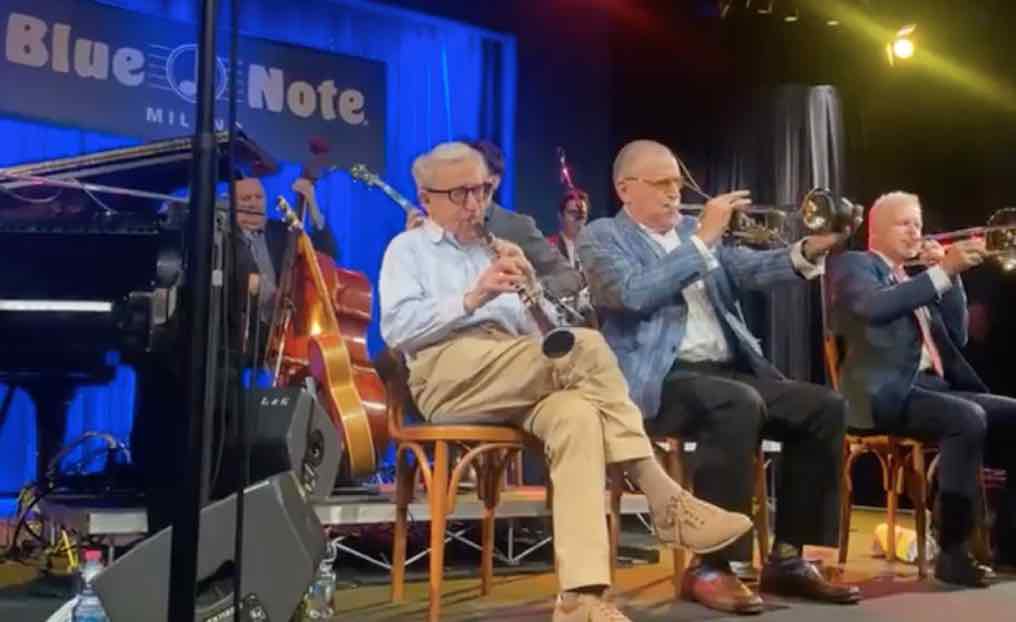 Woody Allen suona il clarinetto al blue note di Milano
