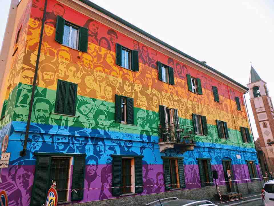 Ortica, il murale dei diritti