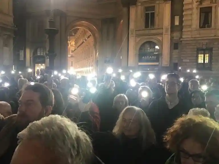 Navalny piazza Scala